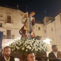 San Michele Arcangelo, ieri sera processione e fiaccolata (FOTO)