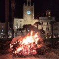 Il Fuoco di Santa Lucia in piazza Cavour - FOTO