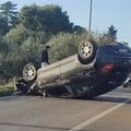 Un'auto si ribalta sulla strada provinciale Terlizzi-Molfetta, c'è un ferito