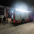 Incendio nell'ex Istituto Professionale di viale dei Garofani