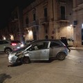 Impatto tra due auto tra corso Garibaldi e via Bovio