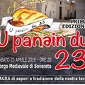 Un panino con pomodori secchi, formaggio di capra e gli "spannafichi "