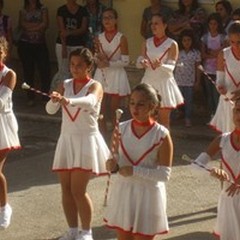 Stamattina majorette per le vie della città