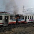 ULTIM'ORA - Fiamme su un treno abbandonato di Ferrotramviaria