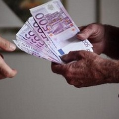 Nuova truffa: 200 euro in prestito e due orologi a garanzia