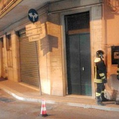 Caos e paura in via Mazzini per una fuga di gas