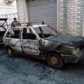 Notte di paura a Terlizzi: incendiate quattro auto