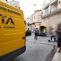 Incidente in via Tripoli, moto contro auto: nessun ferito