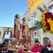 Santi Medici, i fedeli hanno accompagnato le sacre effigi in processione