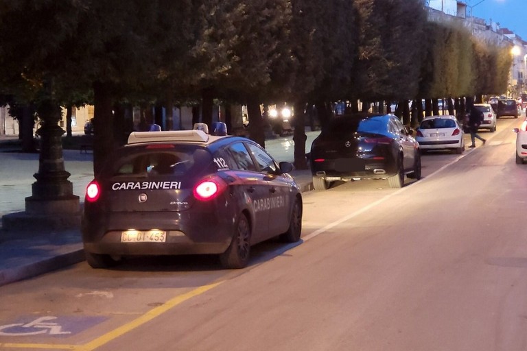La Mercedes GLE recuperata dai Carabinieri