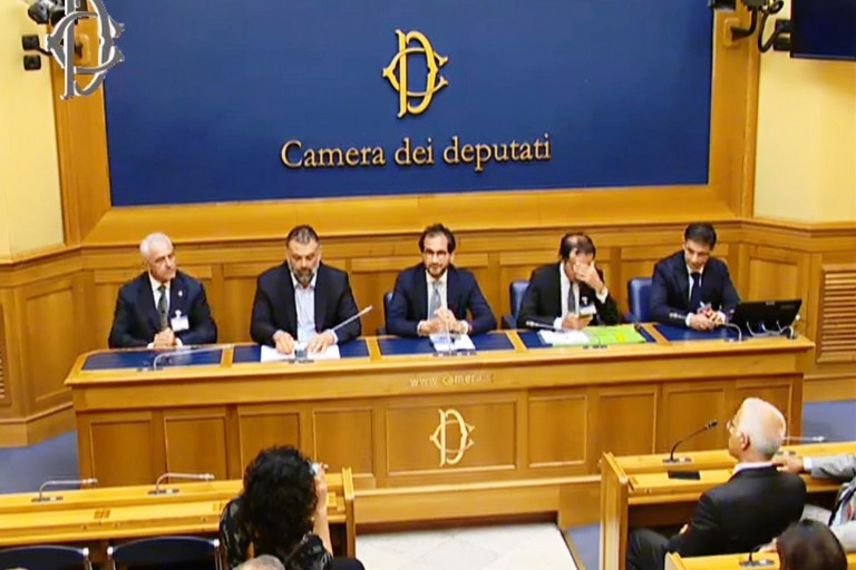 La conferenza stampa a Montecitorio