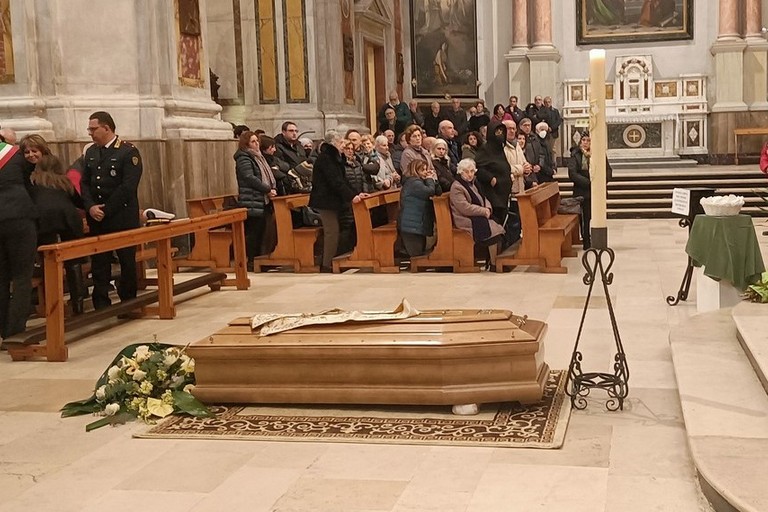 Funerali don Michele Cipriani