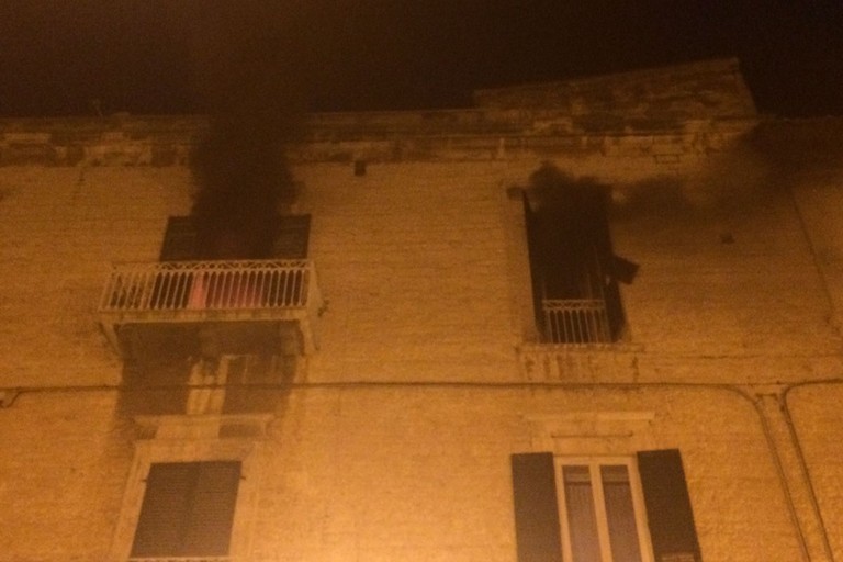 Incendio in appartamento