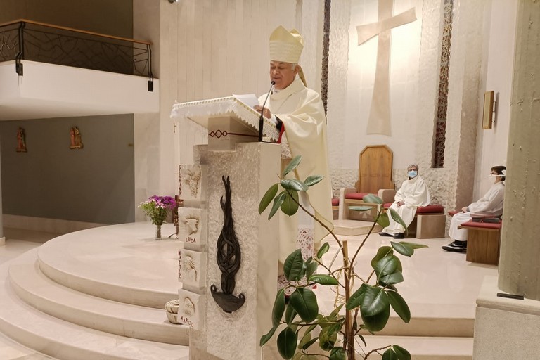 Mons. Domenico Cornacchia. <span>Foto Francesco Pittò</span>