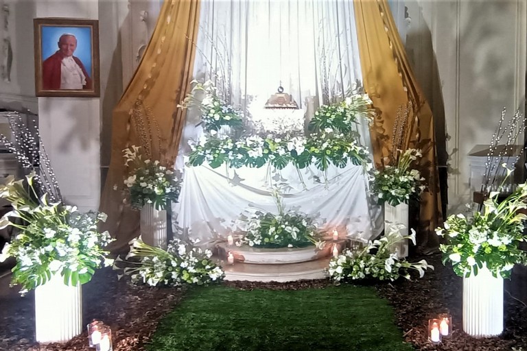 Altare della Reposizione parrocchia Immacolata. <span>Foto Francesco Pittò</span>