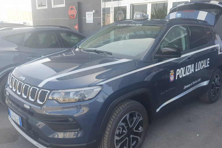 La nuova Jeep Compass in dotazione alla Polizia Locale