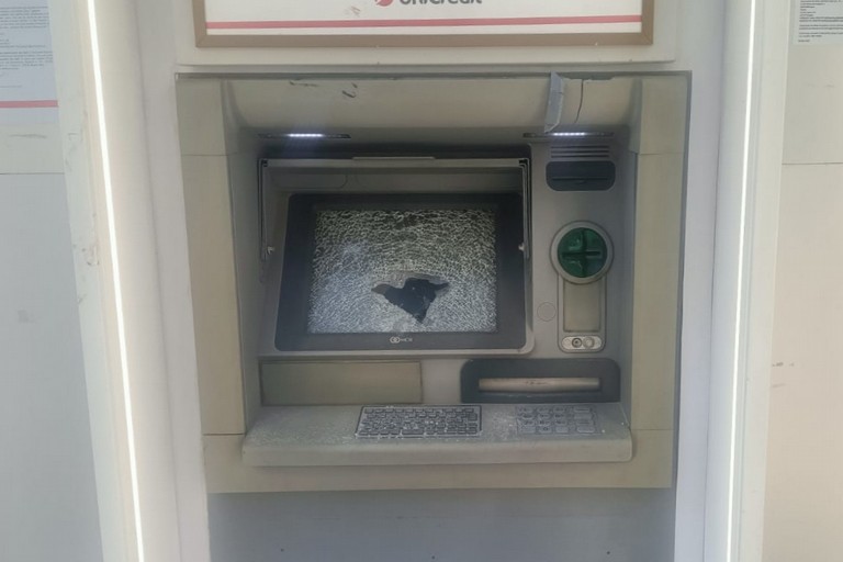 Il bancomat dell'Unicredit