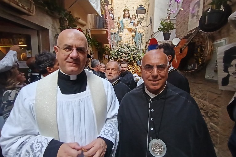 Don Roberto De Bartolo e Vincenzo Di Palo. <span>Foto Francesco Pitto'</span>