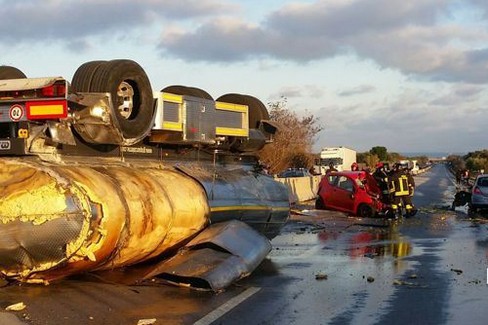 L'incidente stradale avvenuto sulla strada statale 379