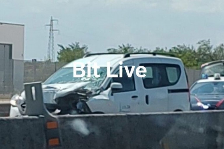 Incidente sulla SP231 tra Terlizzi e Bitonto. <span>Foto bit live</span>