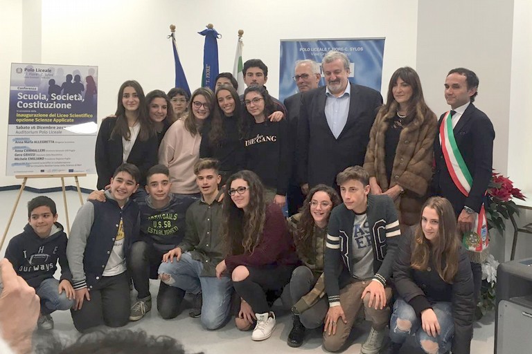 eccoli i pionieri del nuovo liceo scientifico di terlizzi