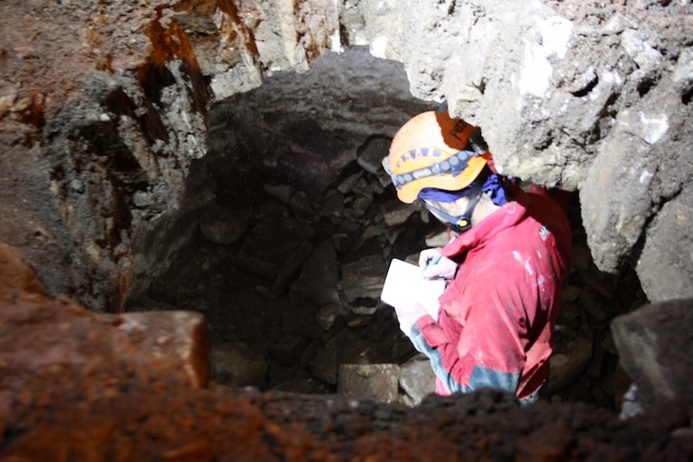 speleologi in largo poerio