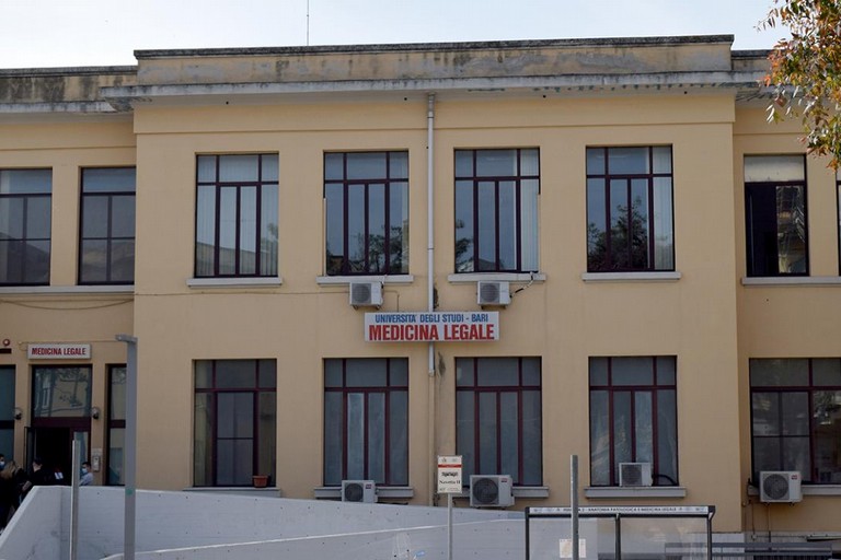 L'Istituto di Medicina Legale del Policlinico di Bari