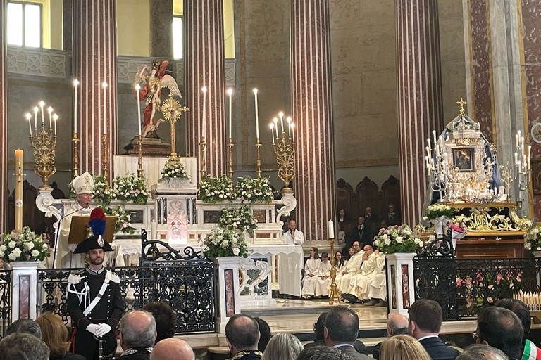 Pontificale Maria SS di Sovereto maggio