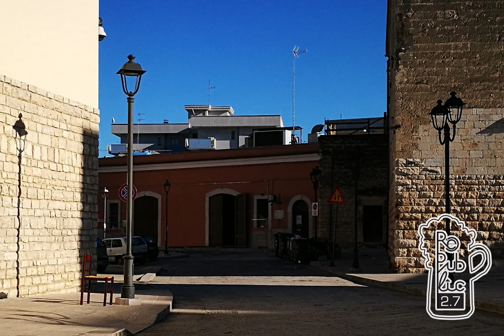 Republic Pub