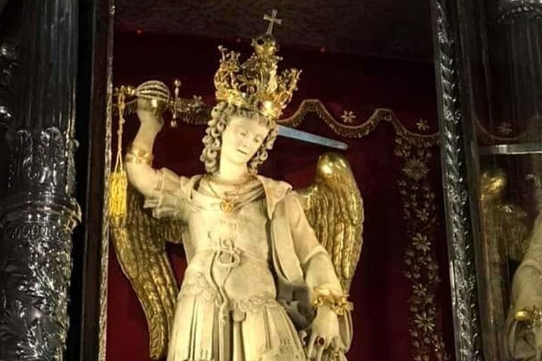 San Michele Arcangelo e la sua spada