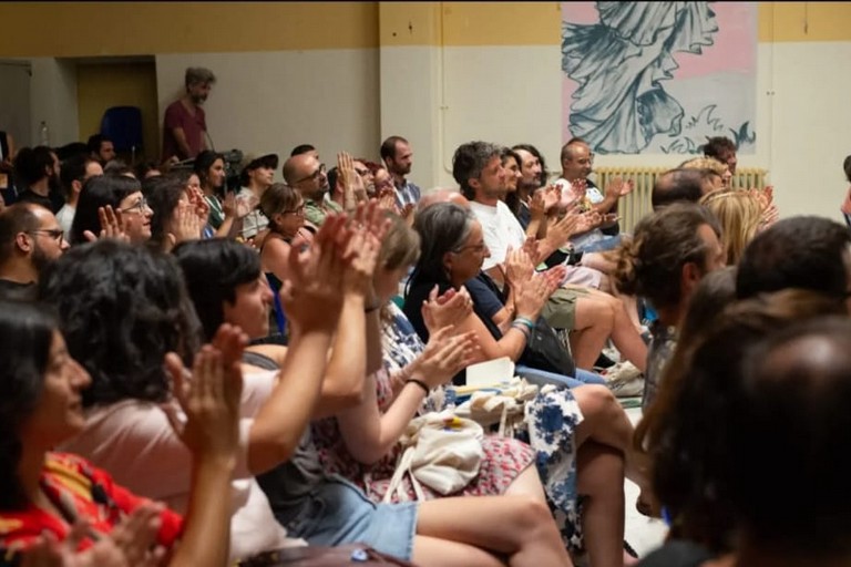 “Vivaio - coltivare il teatro in città”