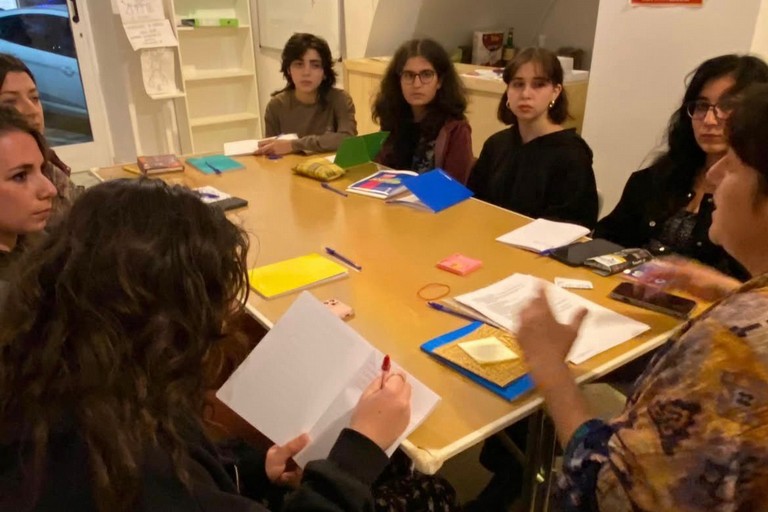 “Le donne di giù all’arco”. <span>Foto Paolo Alberto Malerba</span>